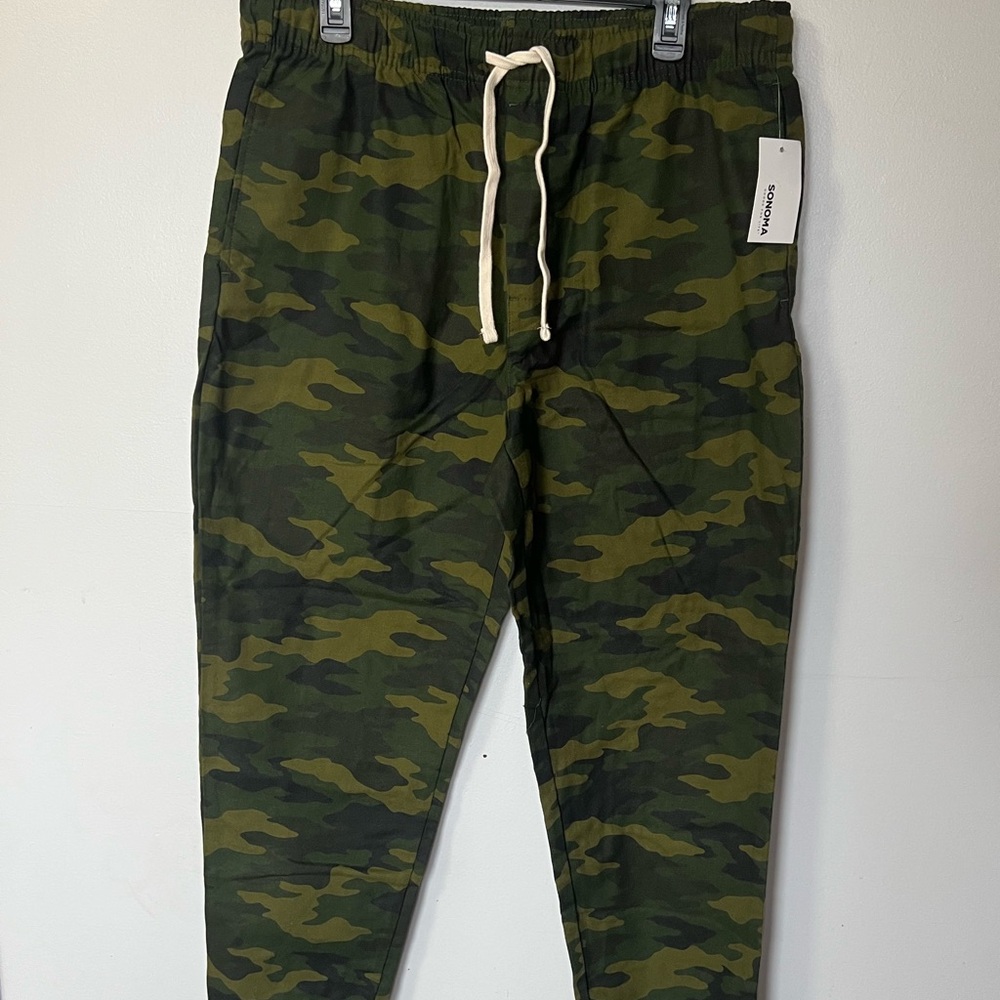 Sonoma Olive Green Camo Jogger Pants